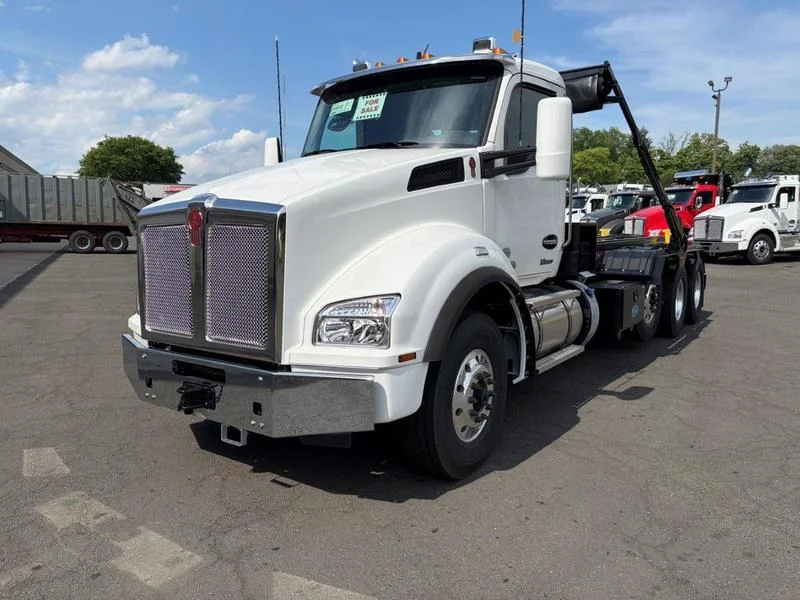 2026 Kenworth T880