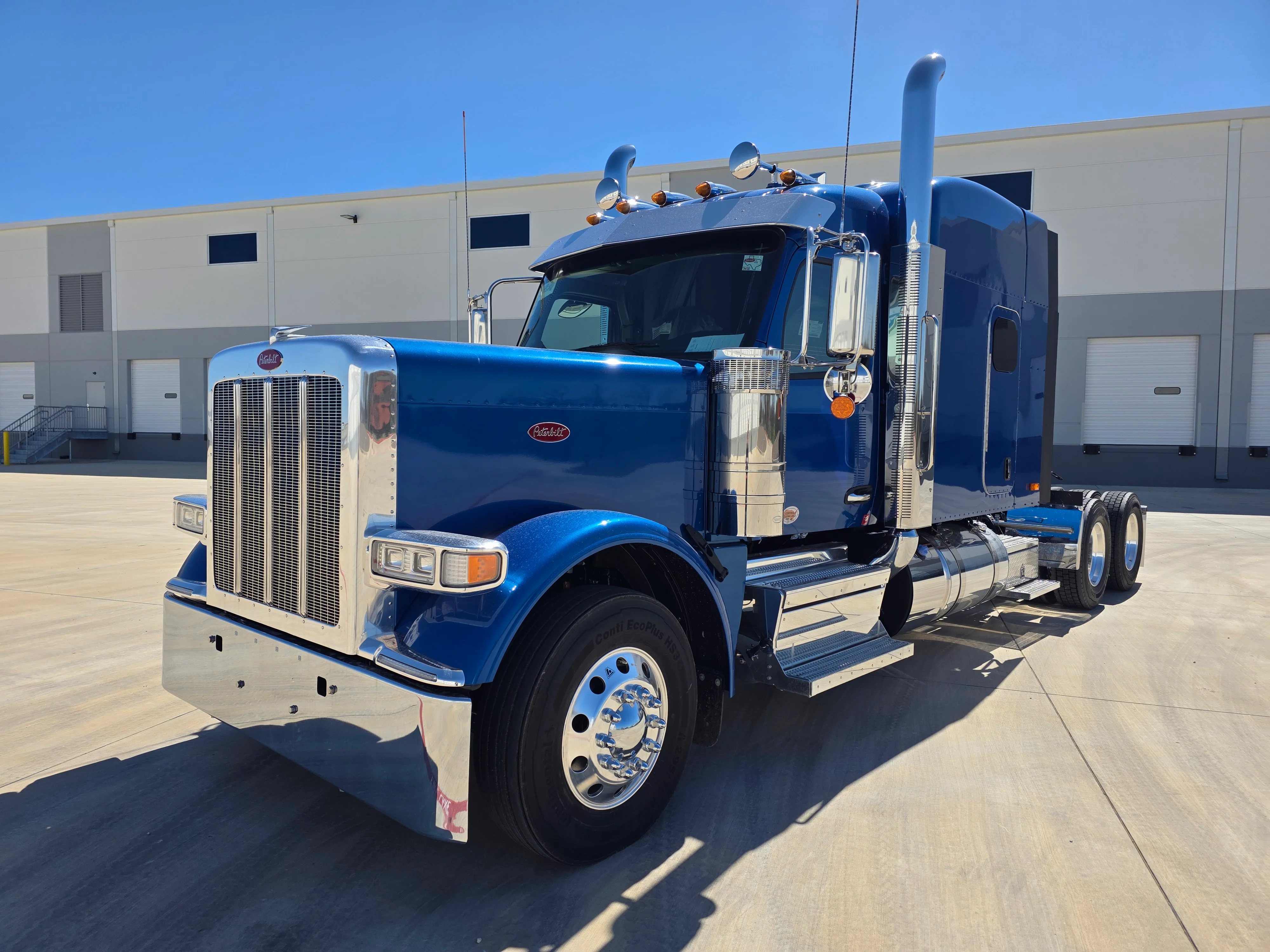 2027 Peterbilt 589 in O'fallon, MO