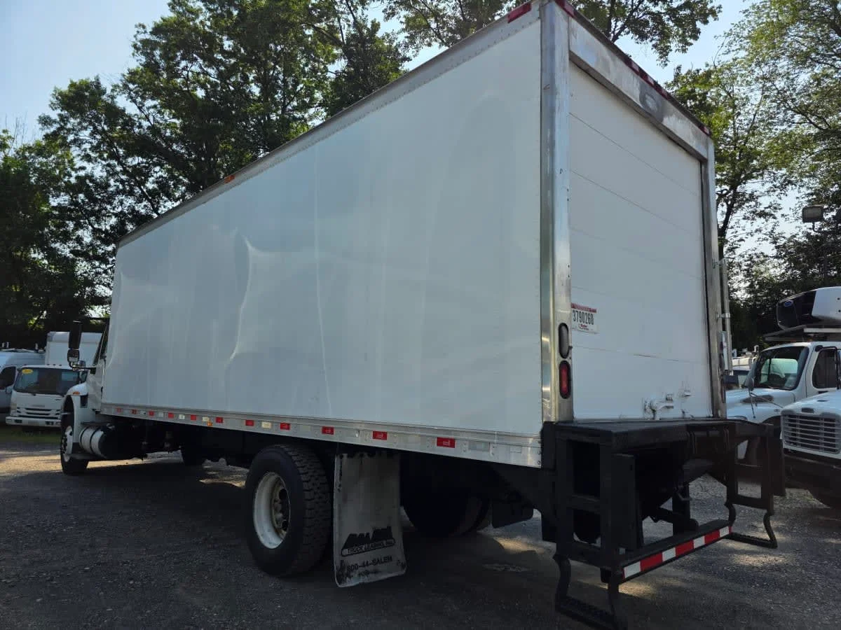 2016 International 4300 in Bensalem, PA — photo 6