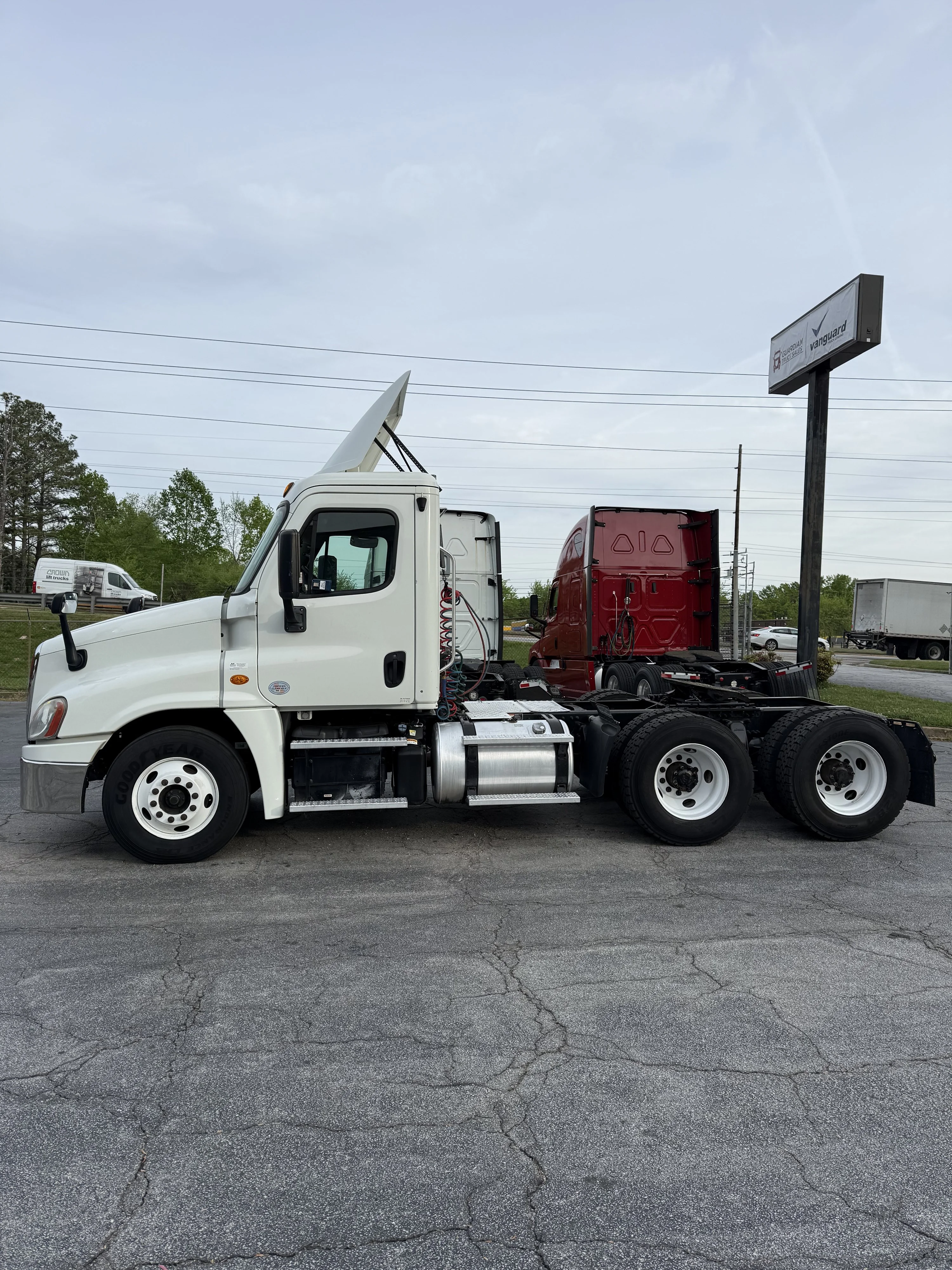 2015 Freightliner Cascadia in GUARDIAN ATLANTA