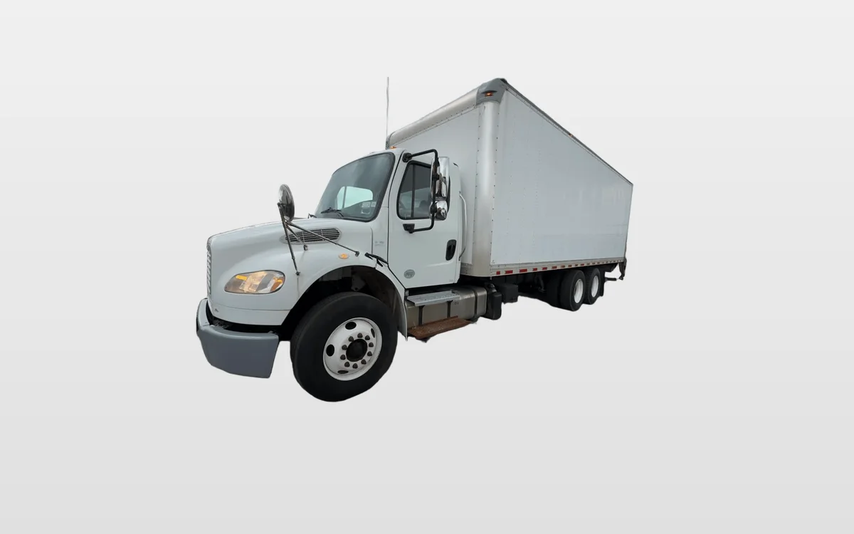 2018 Freightliner M2 106 - image 1