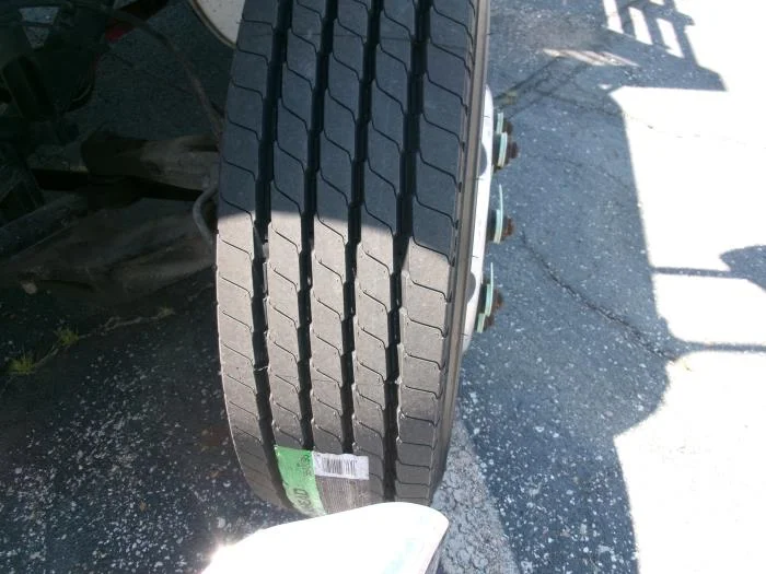 2019 Freightliner M2 106 — photo 10