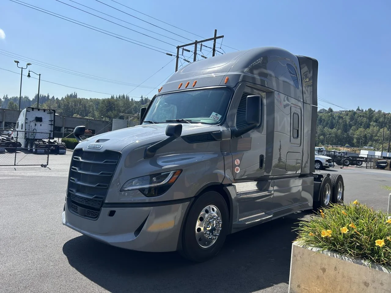 2027 Freightliner in Mount Vernon, WA — photo 3