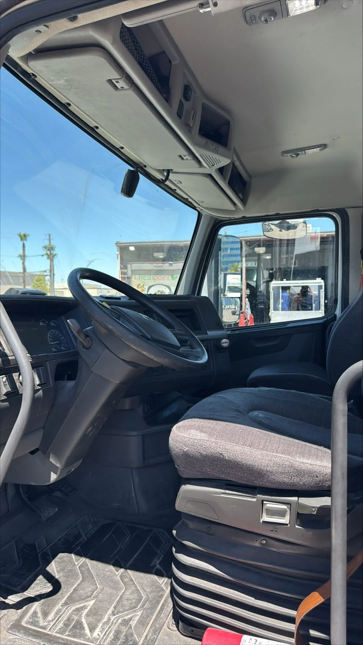 2019 Volvo in North Las Vegas, NV — photo 7