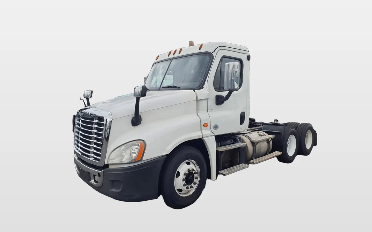 2019 Freightliner - image 1