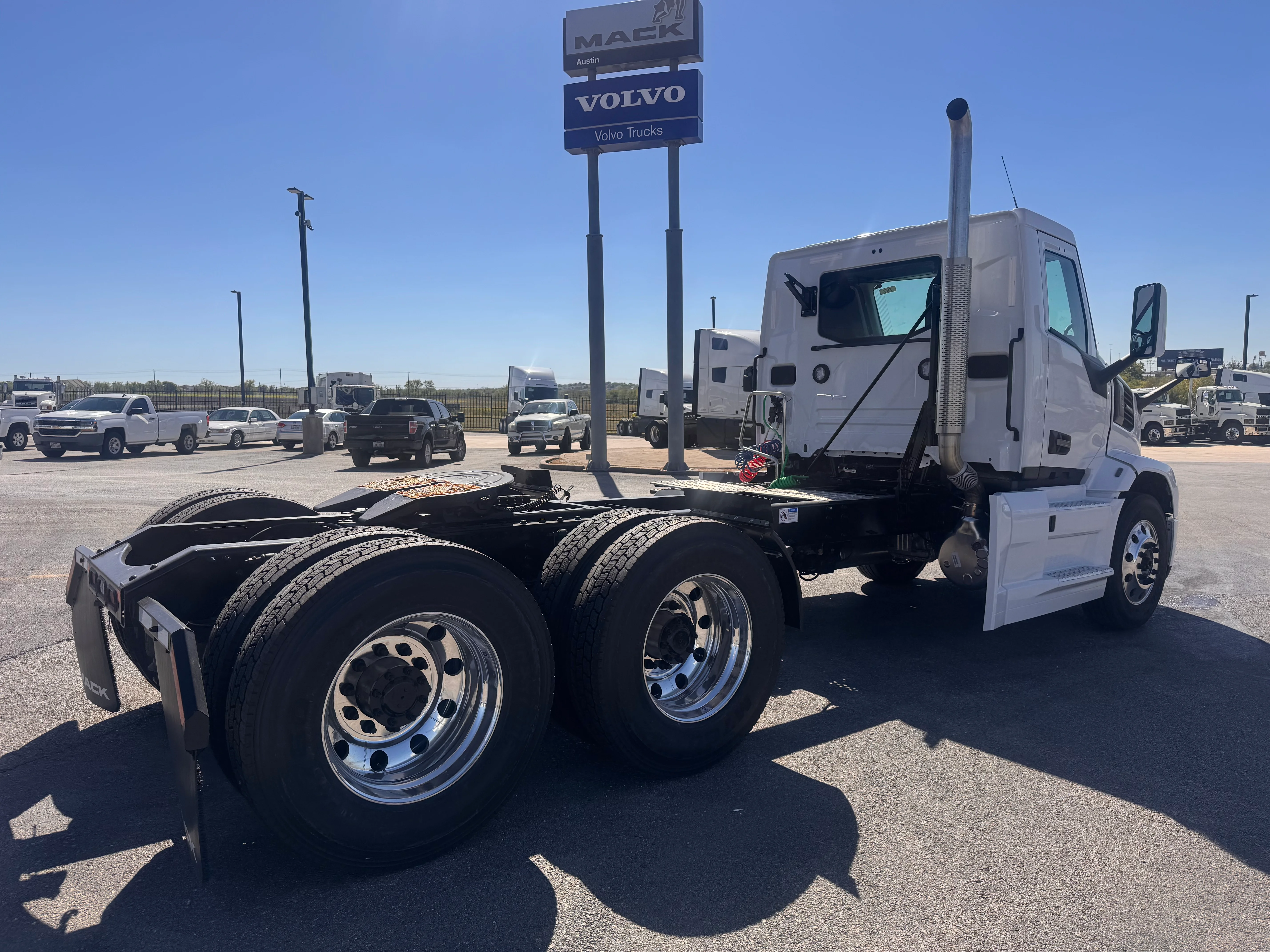 2026 Mack Pioneer in Austin, TX — photo 5