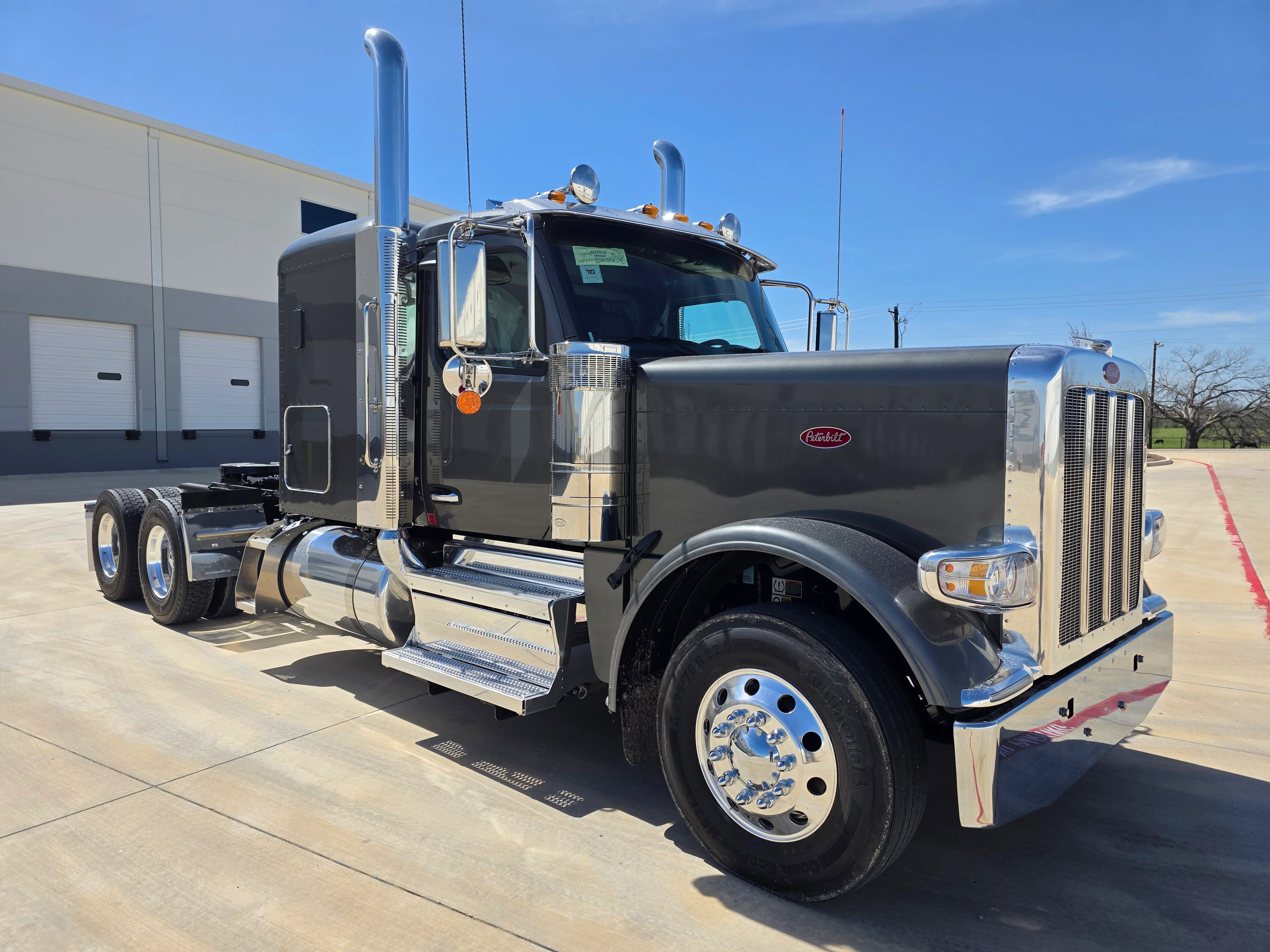 2027 Peterbilt 589 in Portland, OR — photo 7