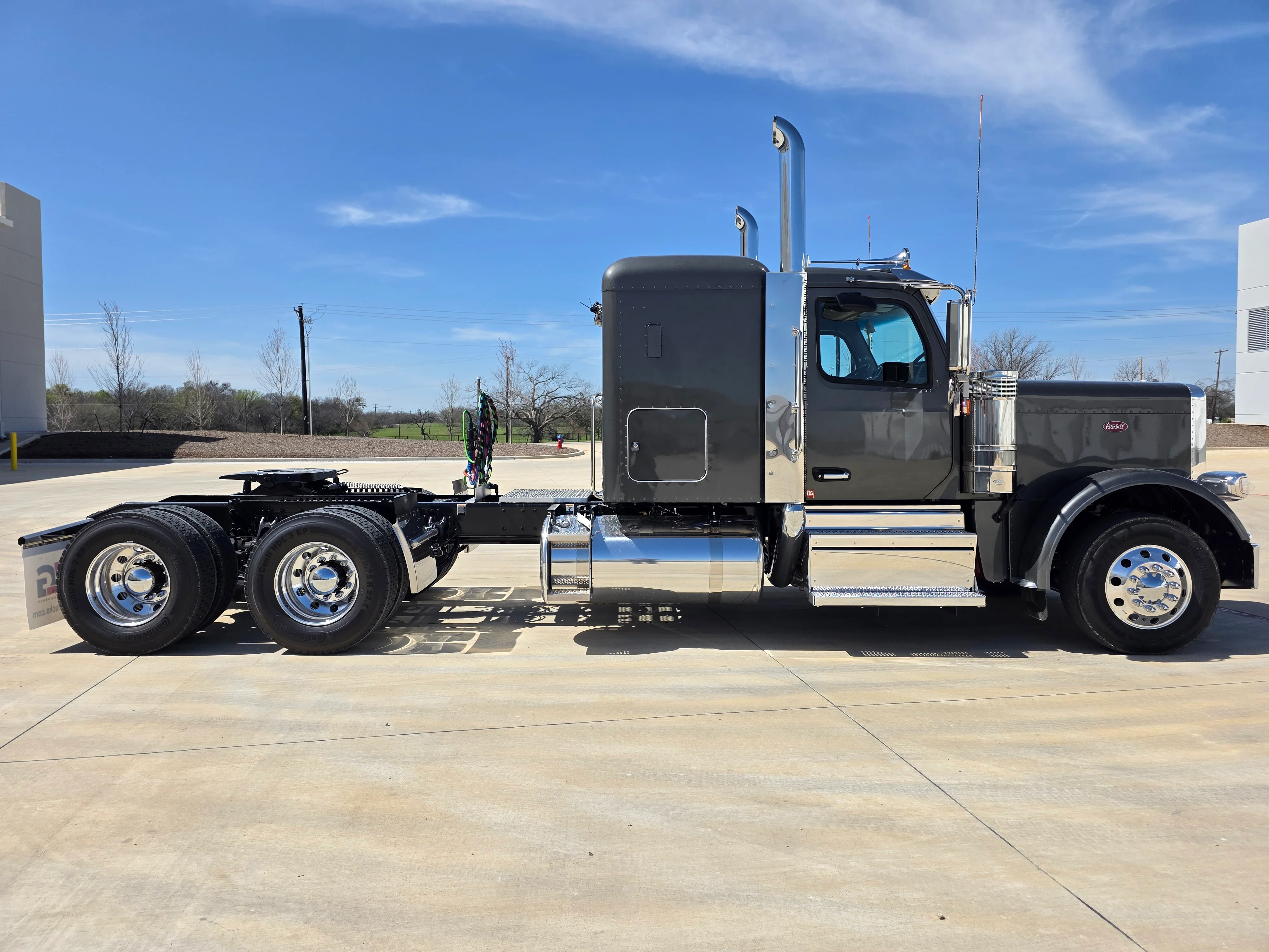 2027 Peterbilt 589 in Portland, OR — photo 6