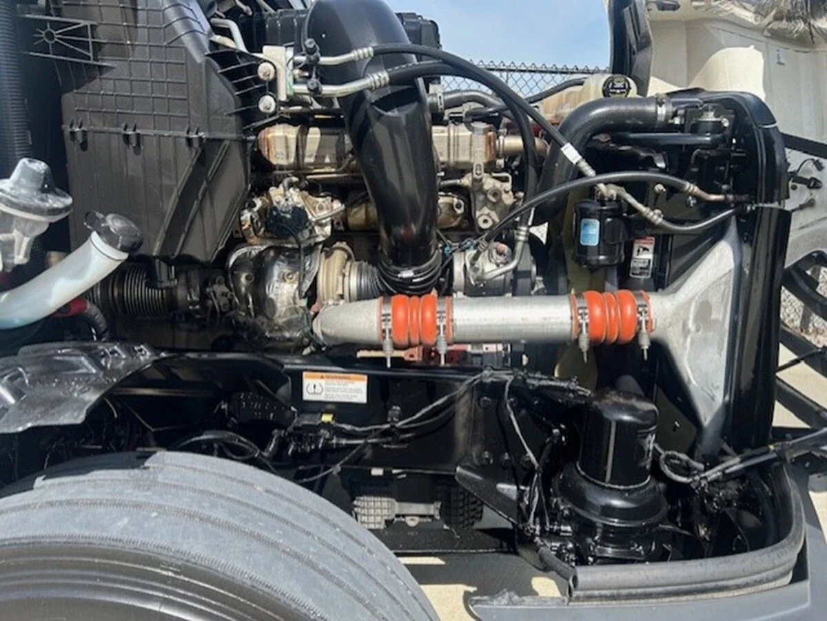 2024 Freightliner Cascadia - image 12