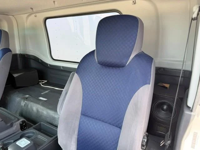 2022 Isuzu FTR — photo 29