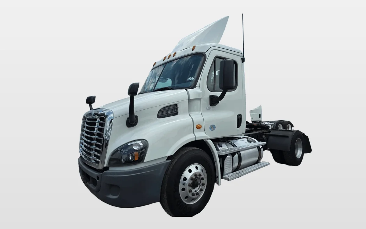 2018 Freightliner - image 1