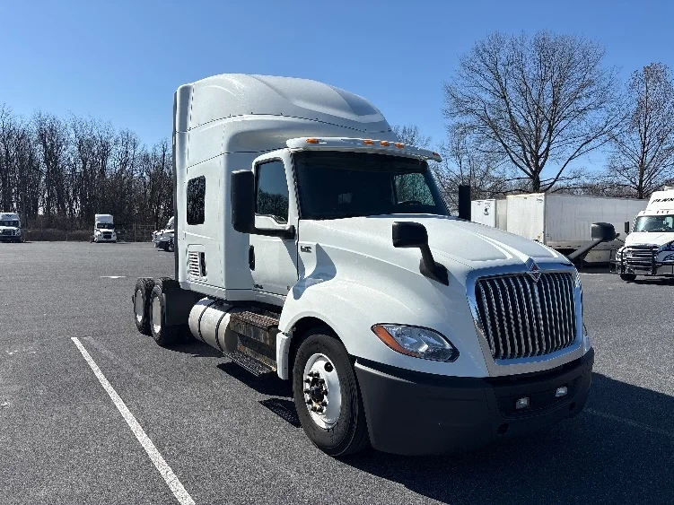 2021 International LT in Carlisle, PA