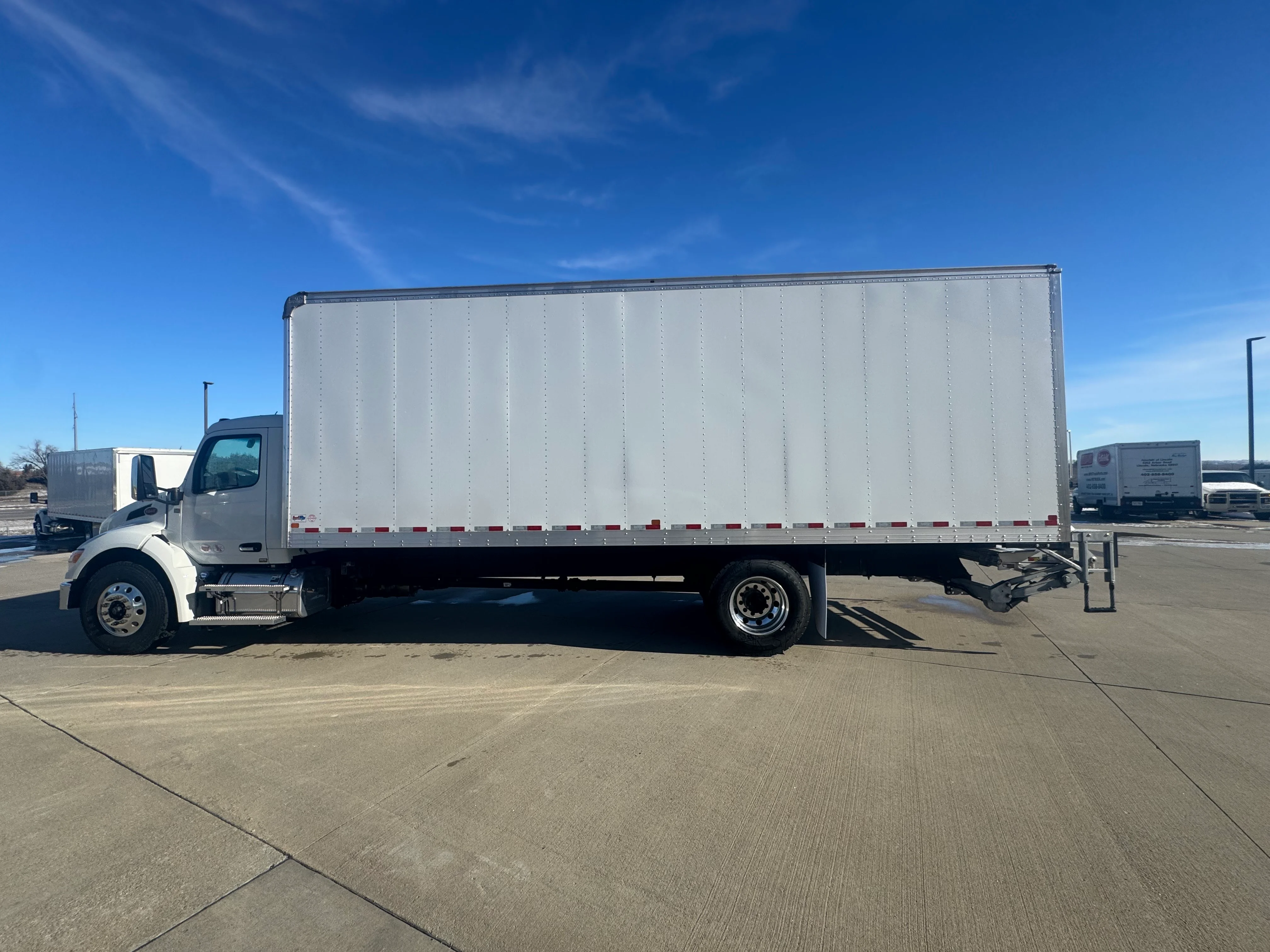2025 Peterbilt 536 in Des Moines, IA — photo 3