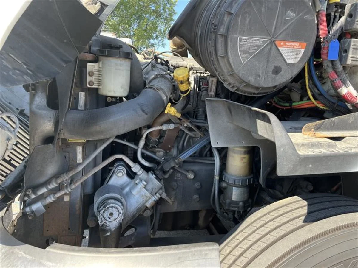 2018 International ProStar - image 8