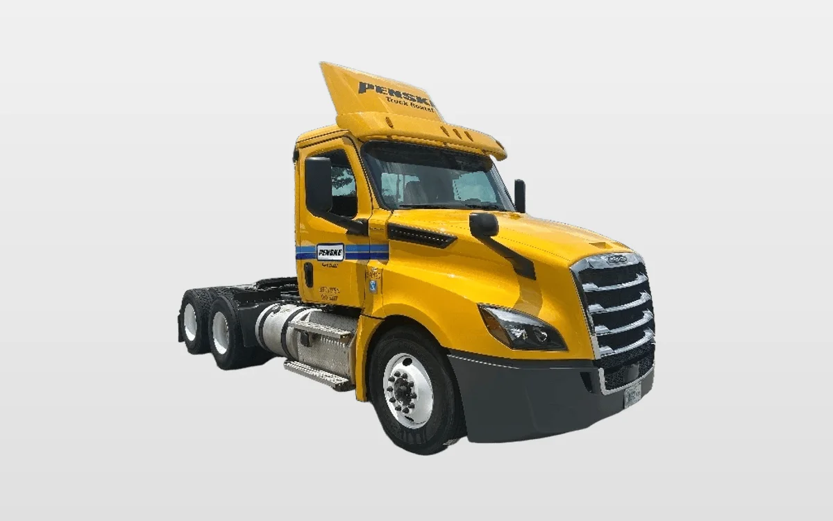 2020 Freightliner Cascadia - image 1