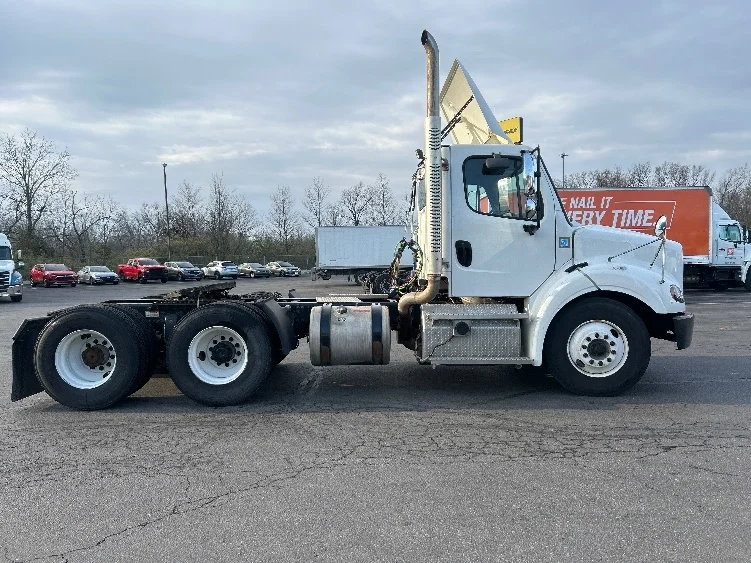 2020 Freightliner M2 112 - image 8