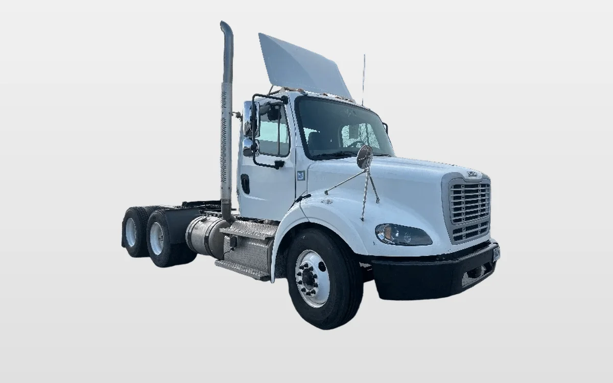 2020 Freightliner M2 112 - image 1