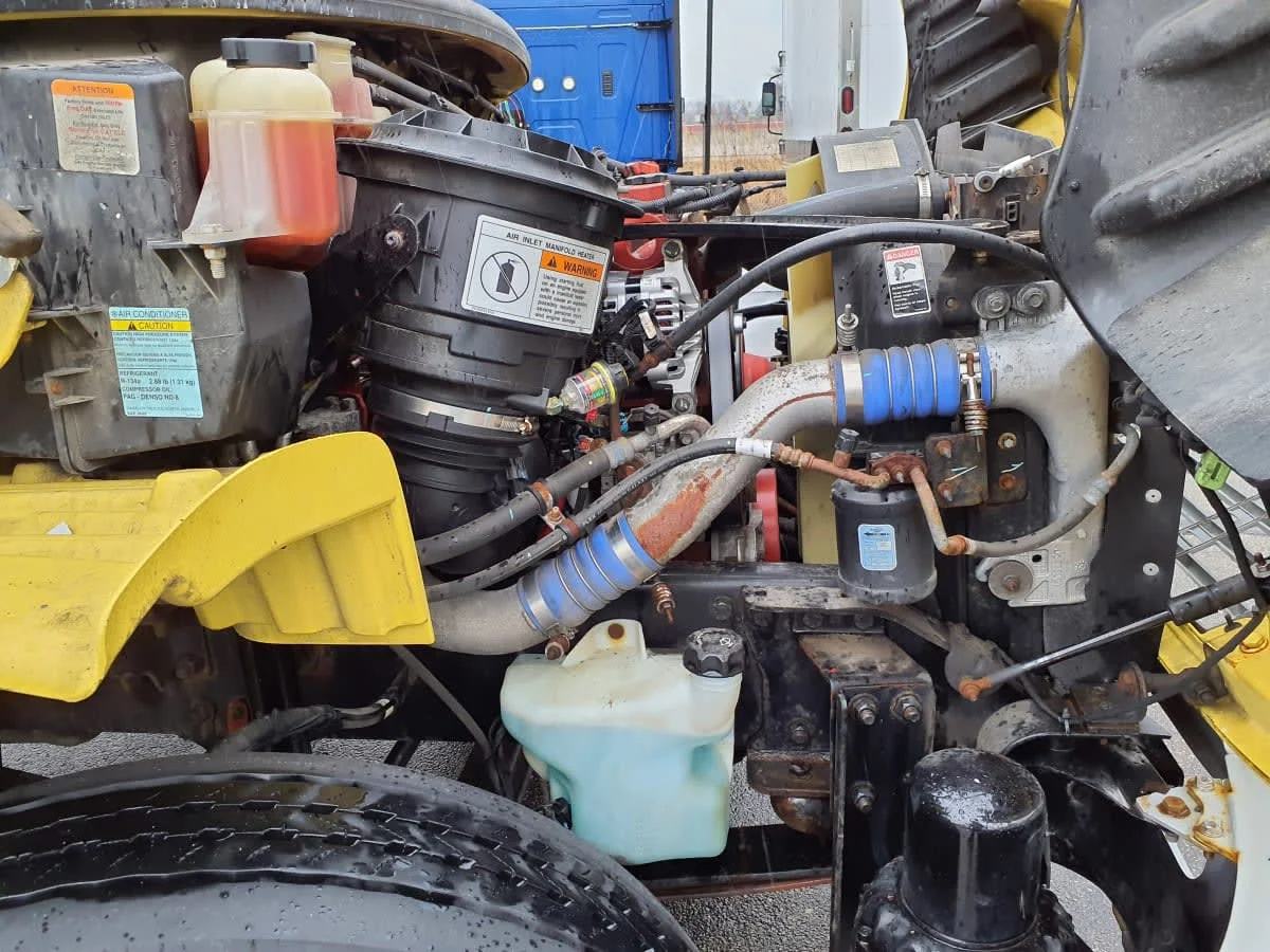 2017 Freightliner M2 106 - image 12