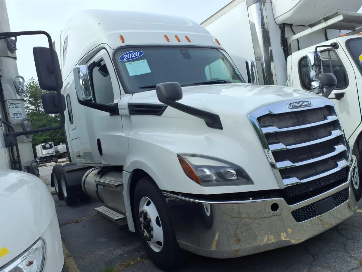 2020 Freightliner Cascadia in Doraville, GA