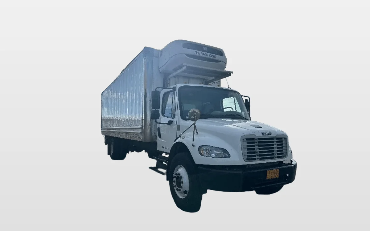2019 Freightliner M2 106 - image 1