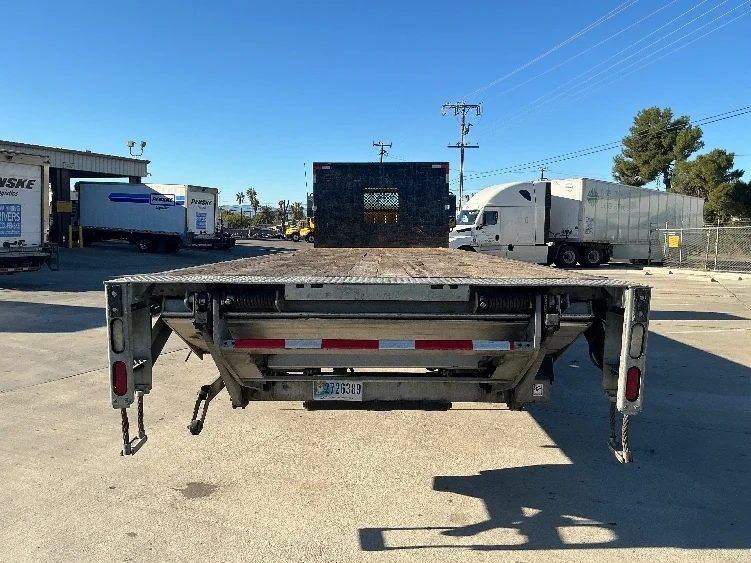 2019 Freightliner M2 106 - image 7