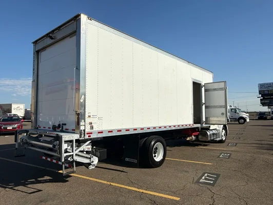 2023 Kenworth T380 in Denver, CO — photo 7