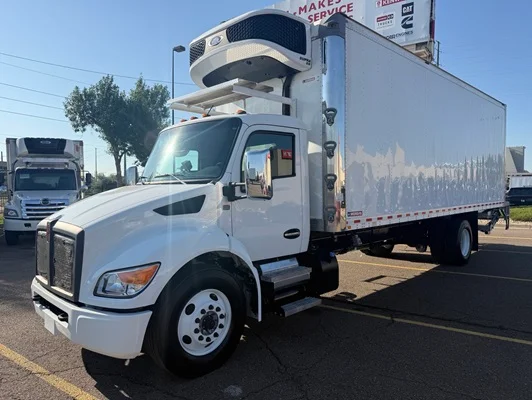 2023 Kenworth T380 in Denver, CO — photo 3