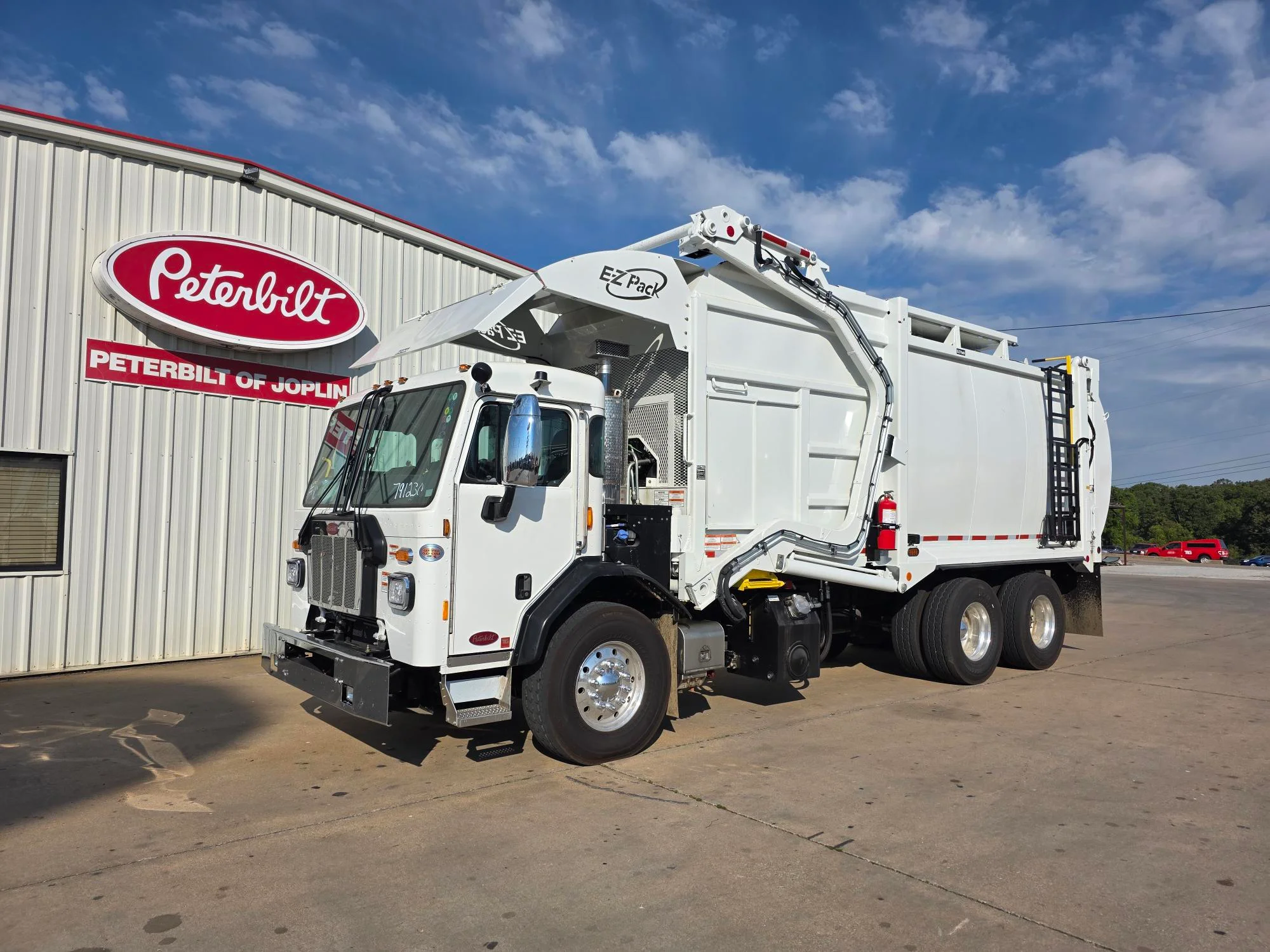 2026 Peterbilt 520