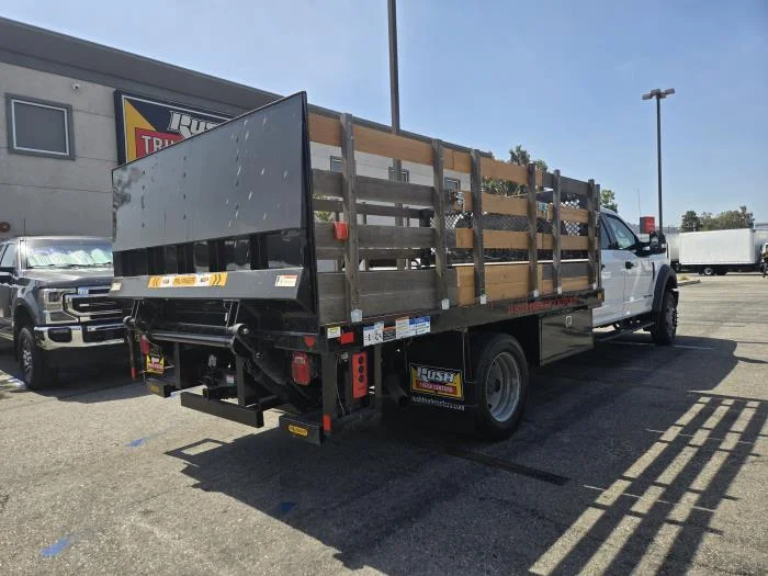 2020 Ford F-550 — photo 6