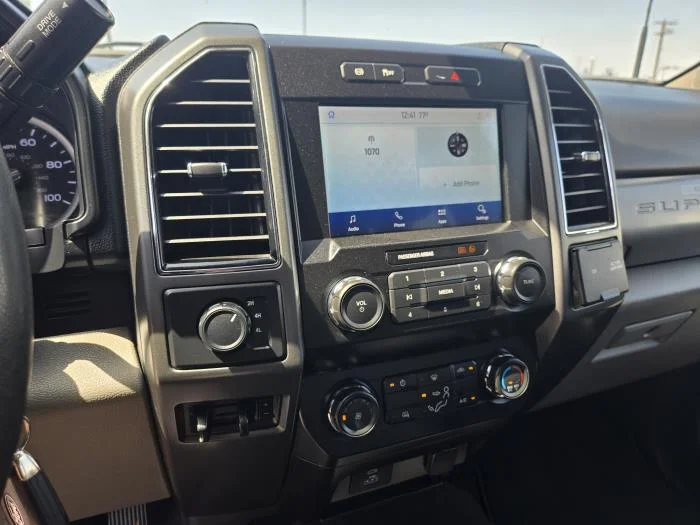 2020 Ford F-550 — photo 12