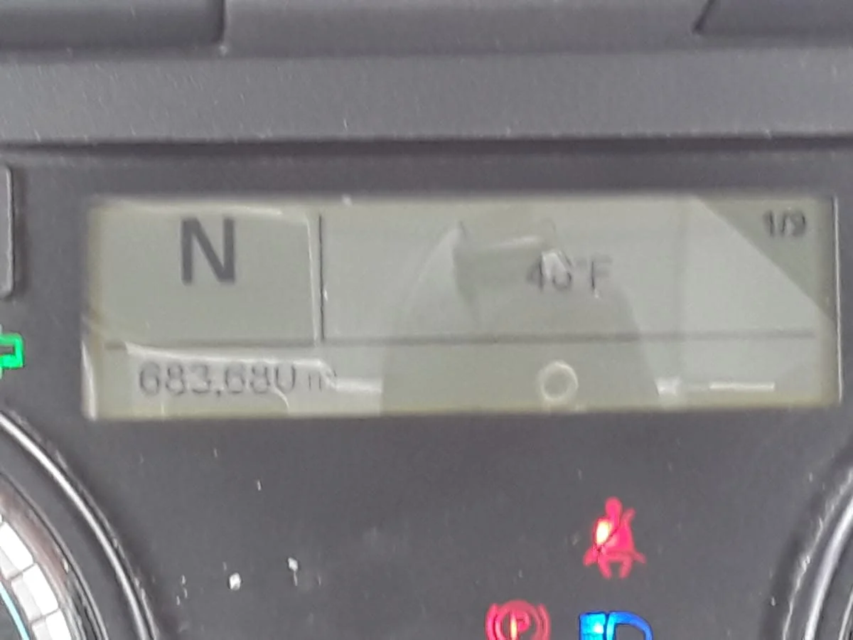 2019 Freightliner Cascadia - image 9