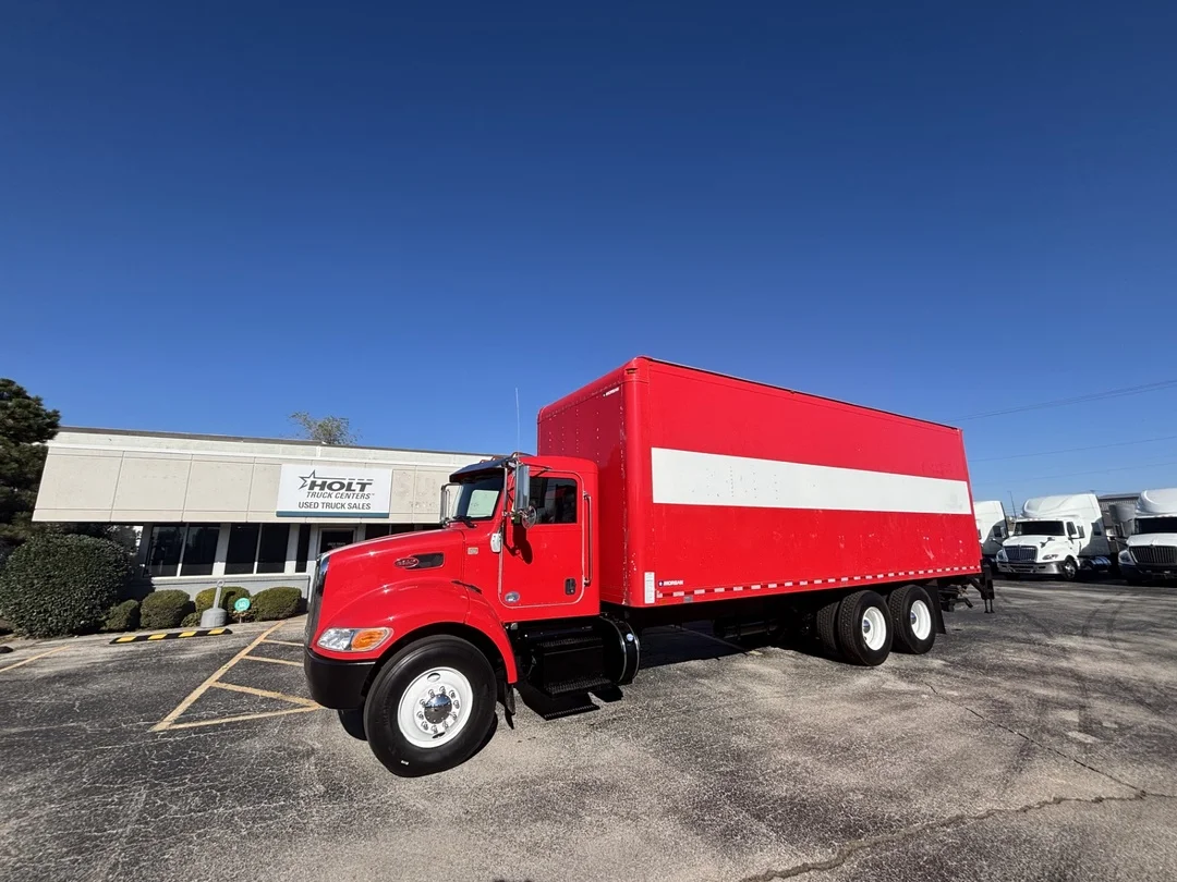 2020 Peterbilt 348 - image 2