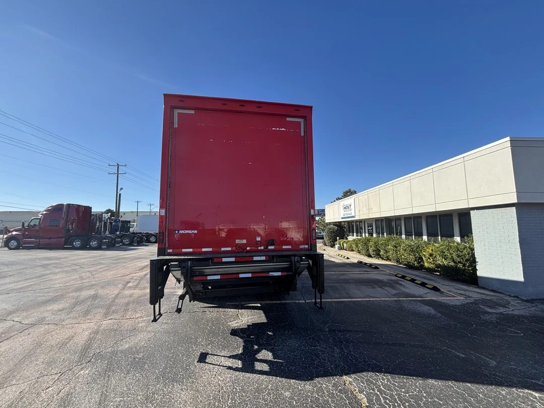 2020 Peterbilt 348 - image 10