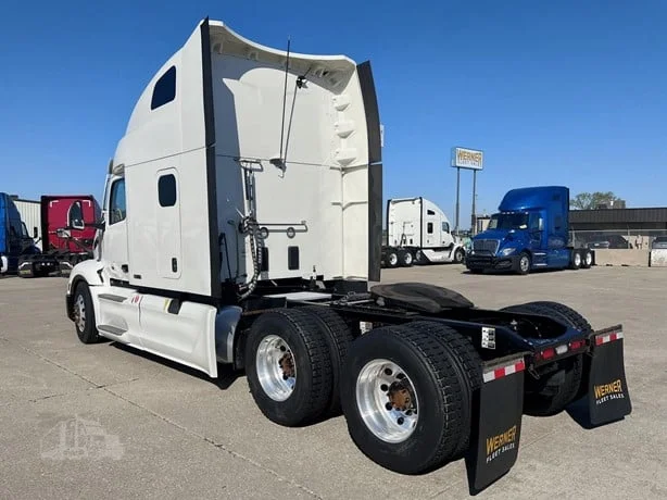 2023 Peterbilt 579 in Location: Lake City, FL — photo 6