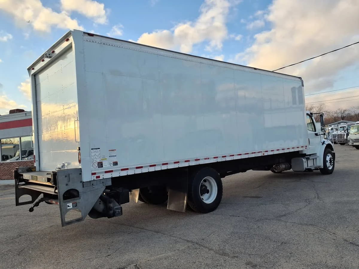 2020 Freightliner M2 106 in Warwick, RI — photo 4