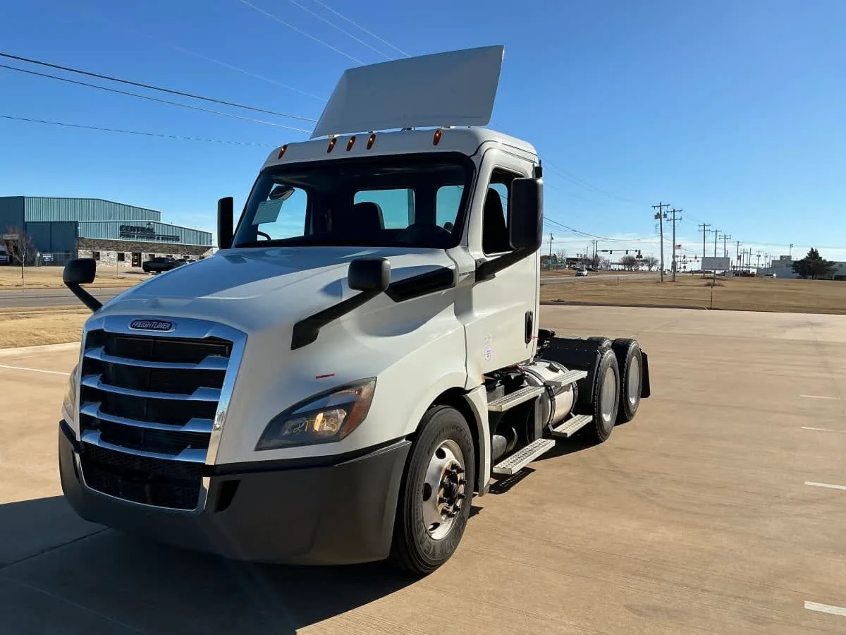 2019 Freightliner Cascadia in Oklahoma City, OK
