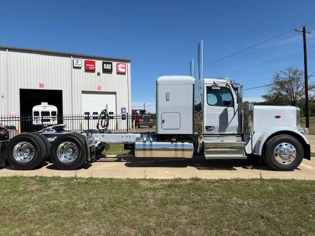 2027 Peterbilt 589 in College Station, TX — photo 6
