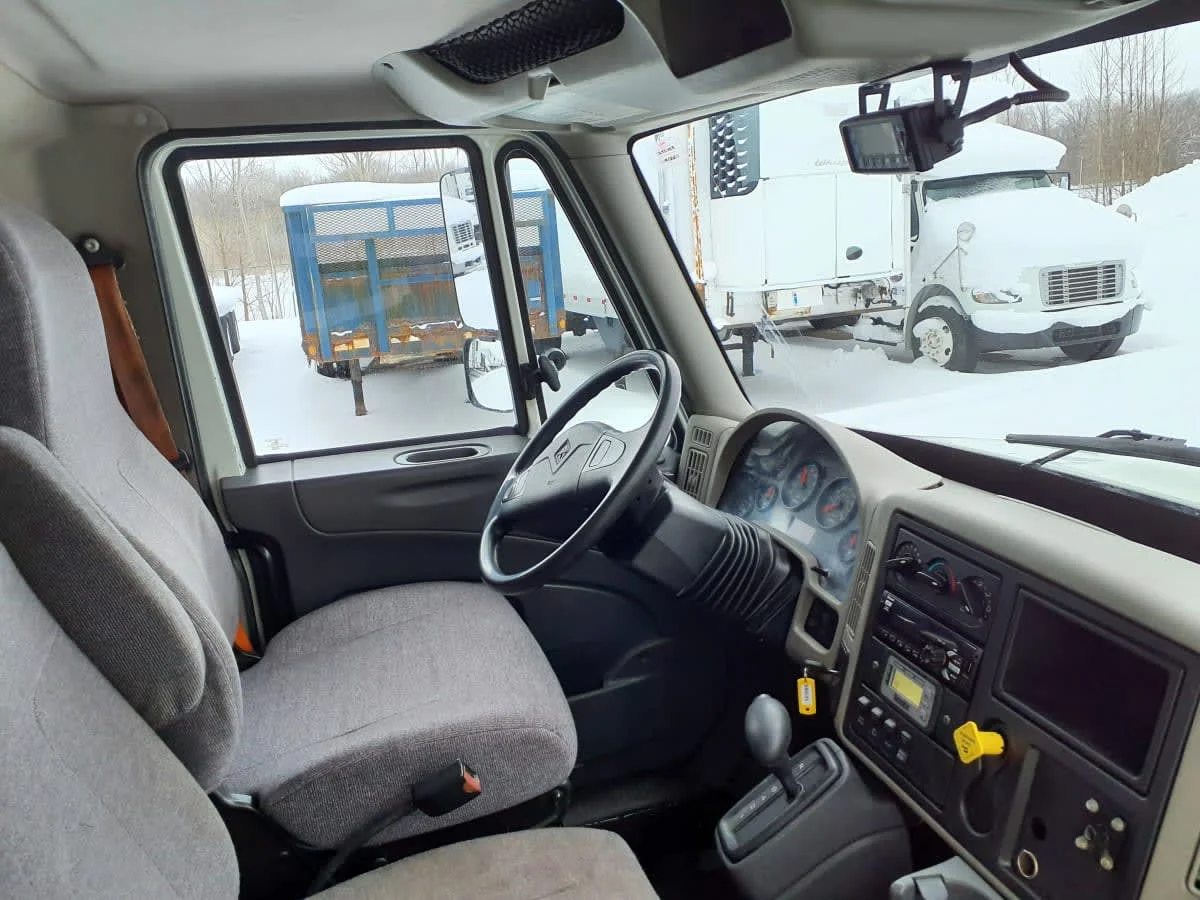 2018 International 4300 in Wayland, MI — photo 8