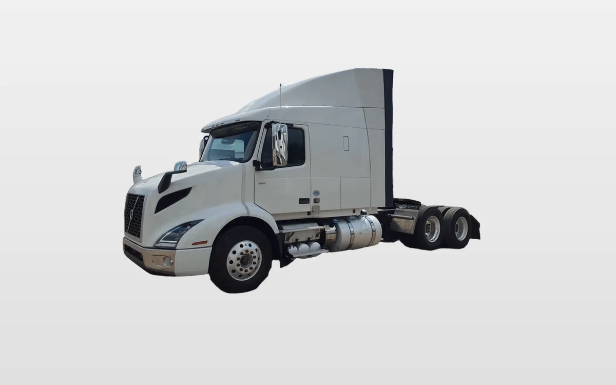 2020 Volvo - image 1