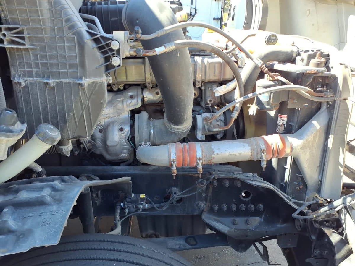 2020 Freightliner Cascadia in Houston, TX — photo 10