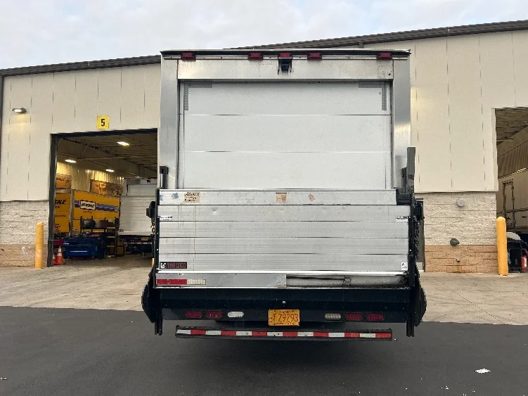 2020 Isuzu NQR in La Mirada, CA — photo 7