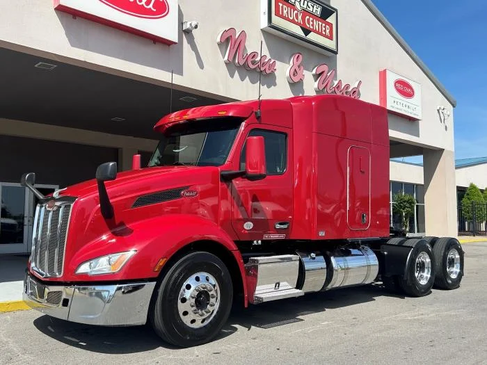 2022 Peterbilt 579