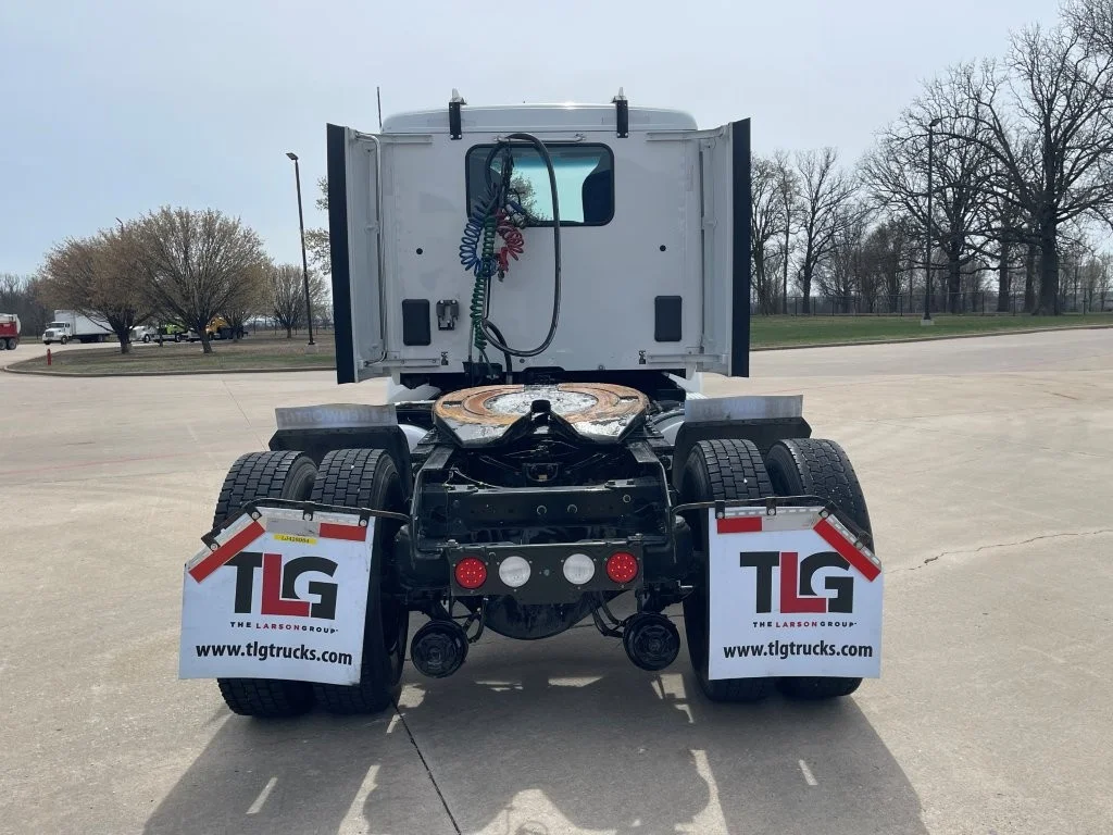 2020 Kenworth T880 - image 4