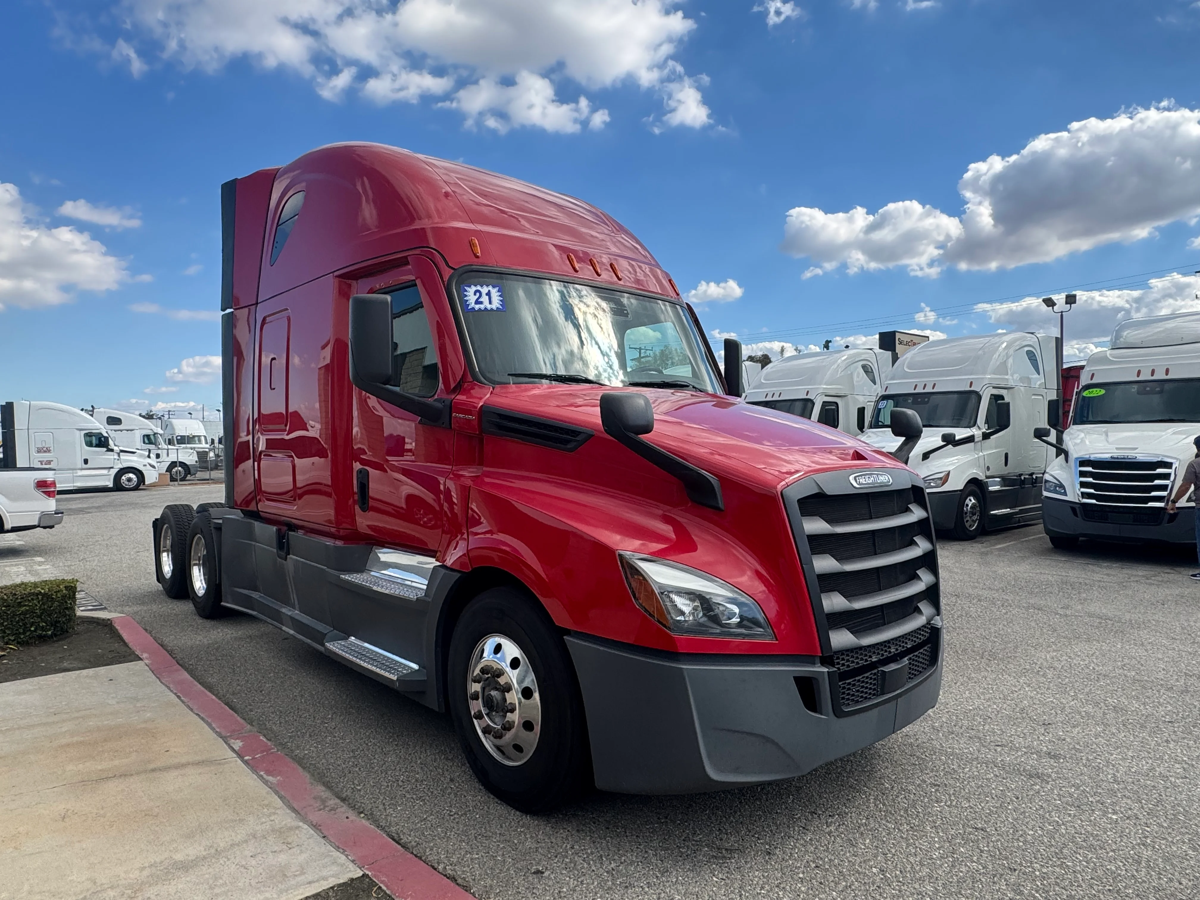 2021 Freightliner Cascadia in Selectrucks Fontana, CA — photo 8