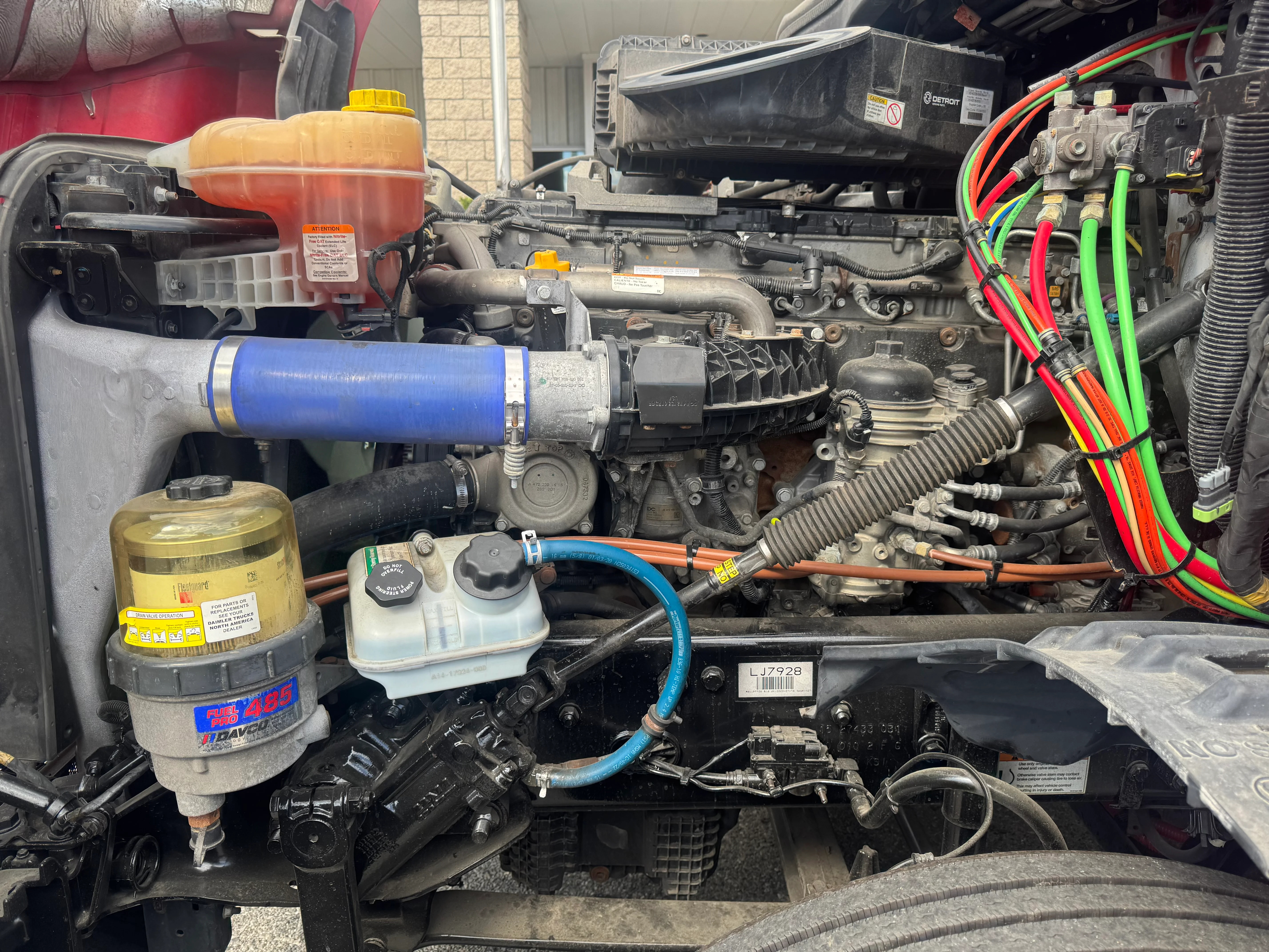 2021 Freightliner Cascadia in Selectrucks Fontana, CA — photo 10