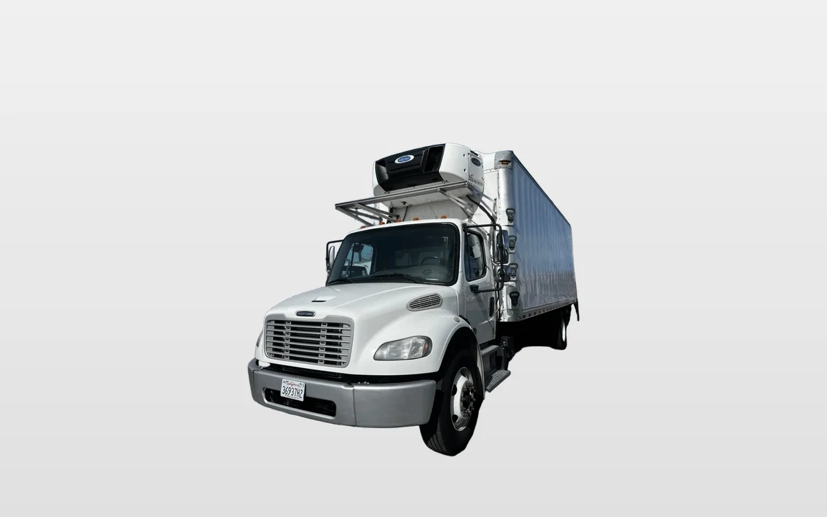 2018 Freightliner M2 106 - image 1