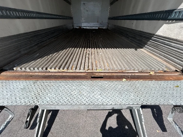 2020 Isuzu NRR in Rochester, NY — photo 10