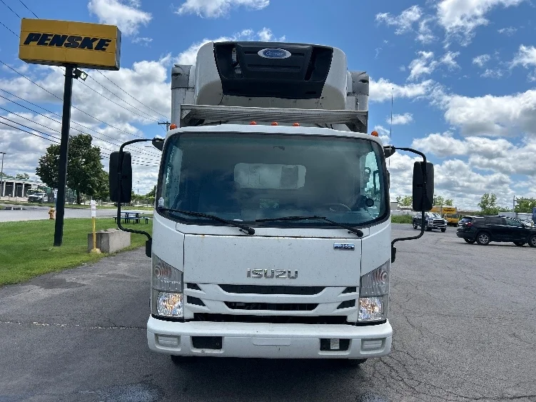 2020 Isuzu NRR in Rochester, NY — photo 2