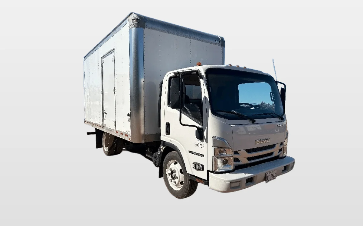 2023 Isuzu - image 1