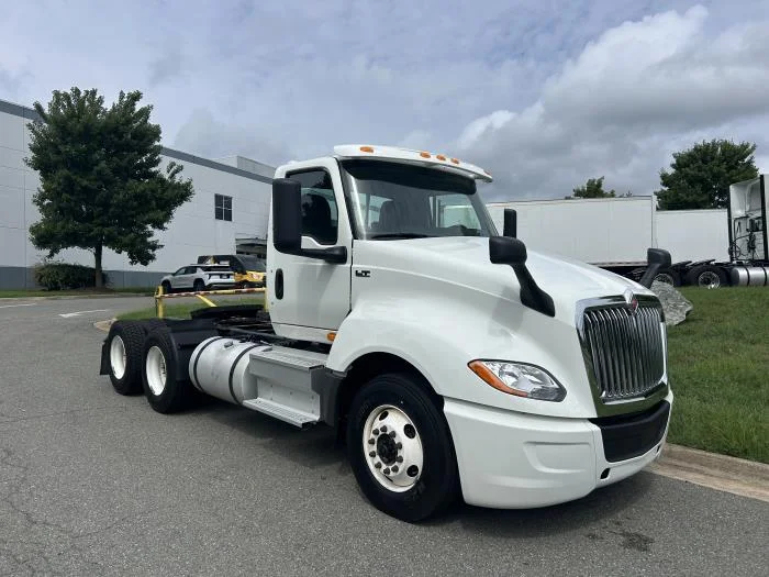 2024 International LT — photo 2